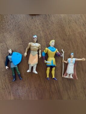 VINTAGE DISNEY CHARACTER FIGURES FROM POCAHONTAS AND SLEEPING BEAUTY